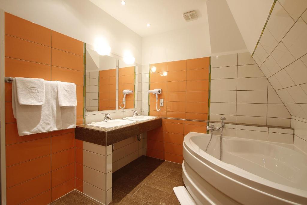 Hotel Preuss Im Dammtorpalais Hamburg Bilik gambar